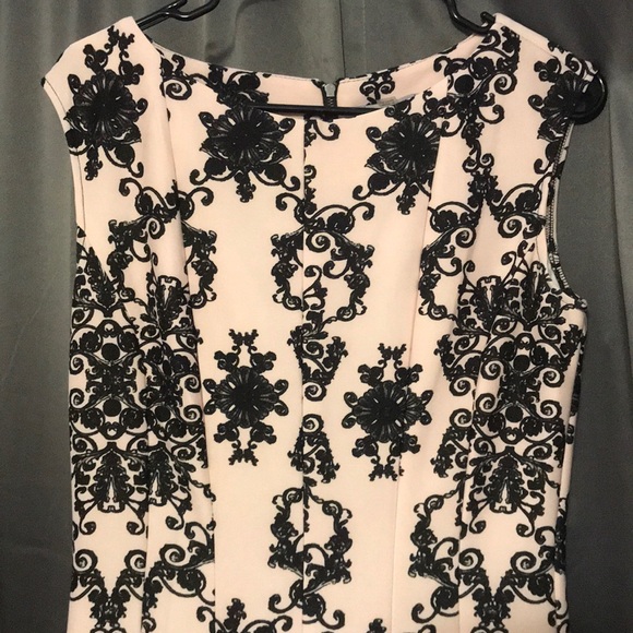 Patterned dress - Picture 5 of 6